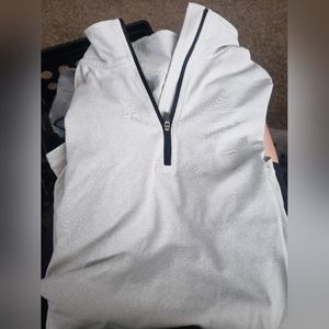 EUC women's Zyia Pearl Quarter Zip Pullover with thumb holes XL